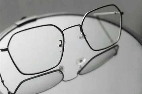 這副接力配送的新眼鏡，讓浙江醫(yī)生淚眼婆娑